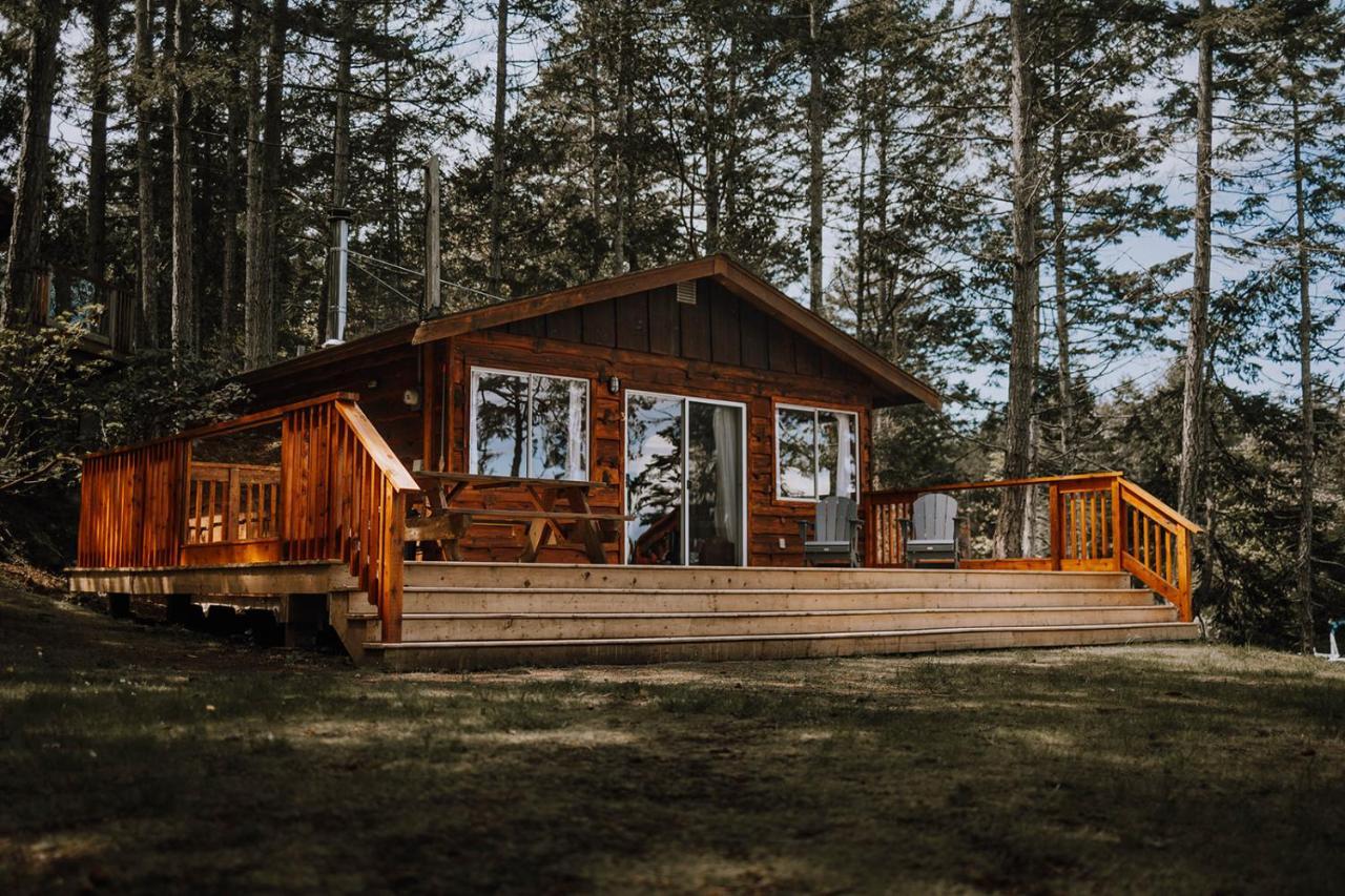 Page'S Resort & Marina Gabriola Bagian luar foto