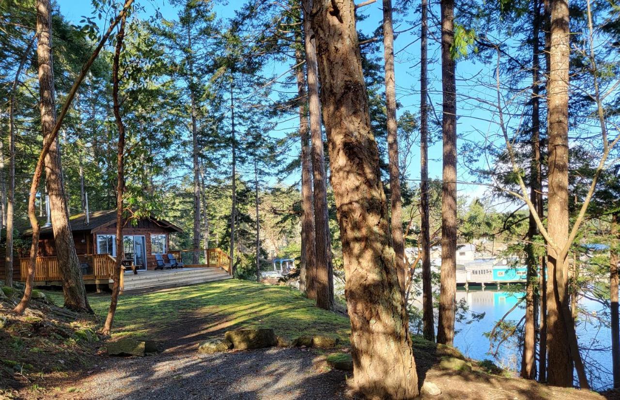 Page'S Resort & Marina Gabriola Bagian luar foto
