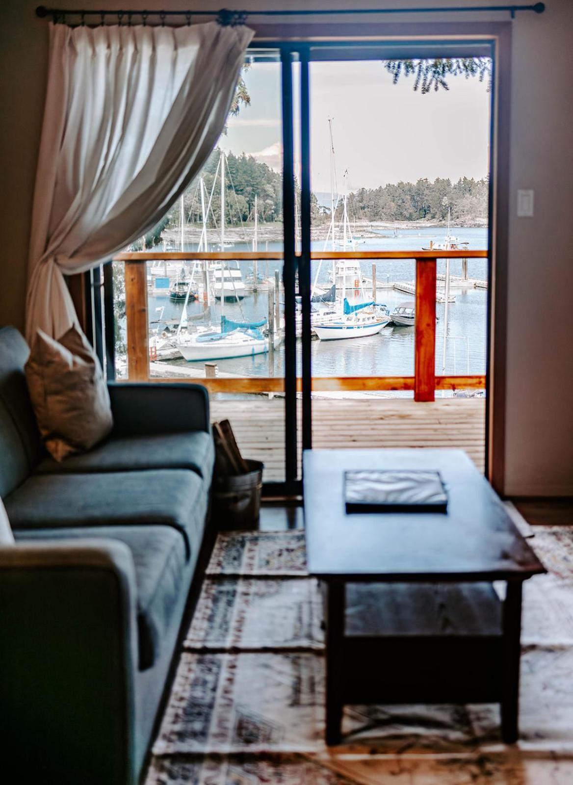 Page'S Resort & Marina Gabriola Bagian luar foto