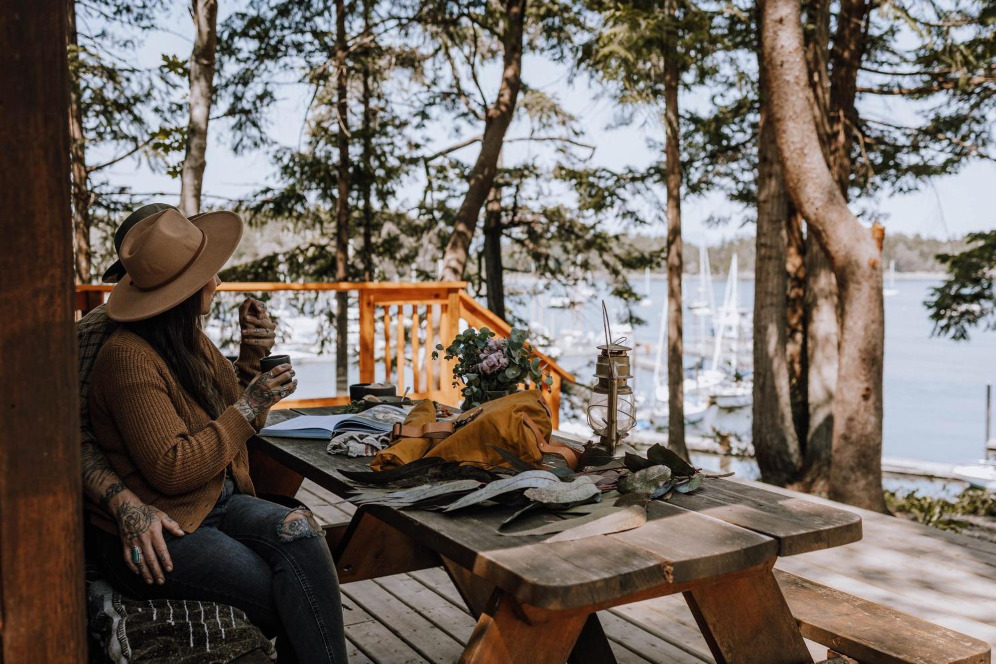Page'S Resort & Marina Gabriola Bagian luar foto